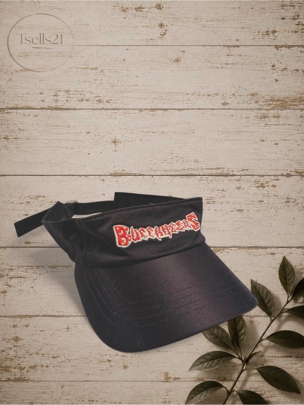NFL Reebok Vintage Y2K Tampa Bay Buccaneers Bedazzled Sun Visor